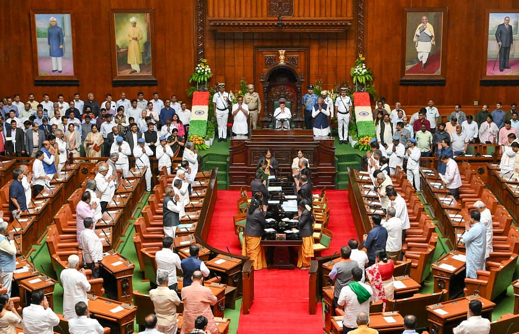 ಸರ್ಕಾರದ ಭಾಷಣಕ್ಕೆ ಕೊಕ್; ತಾವೇ ಸಿದ್ಧಪಡಿಸಿದ ಭಾಷಣ ಓದಿ ಹೊರನಡೆದ ರಾಜ್ಯಪಾಲ