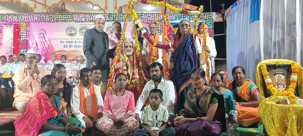 ಶರಣರ ನಡೆ, ನುಡಿ ಬದುಕು ನಡೆಸುವ ದೀವಟಿಗೆ:  ಮಳಖೇಡ ಷರೀಫ್