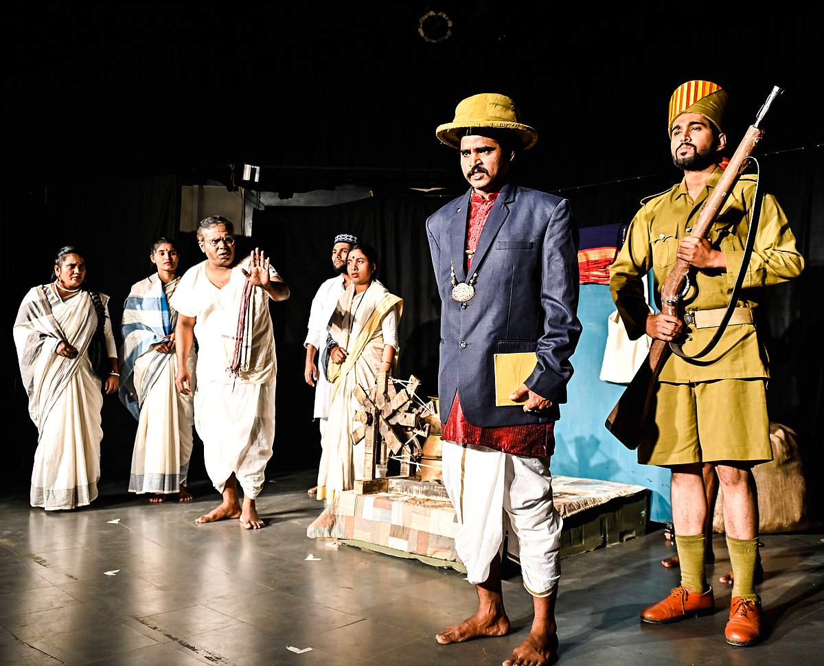 ಗಾಂಧಿ ಯುವ ಜನಾಂಗವನ್ನು ತಲುಪಬೇಕಿದೆ:  ಬಸವರಾಜ ಹೂಗಾರ