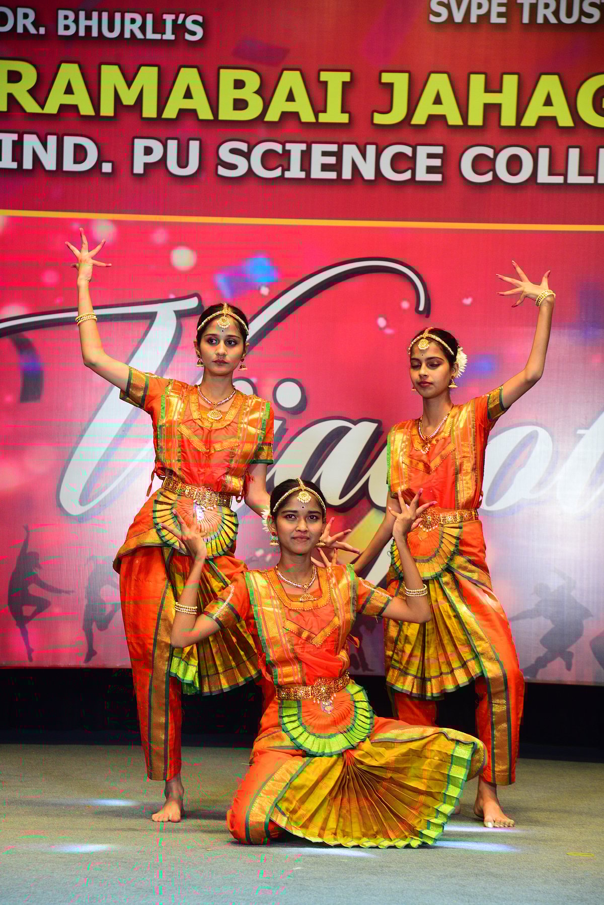 ಪಿಯು ಫಲಿತಾಂಶ ವೃದ್ಧಿಗೆ ಶ್ರಮಿಸೋಣ: ಸುರೇಶ ಅಕ್ಕಣ್ಣ