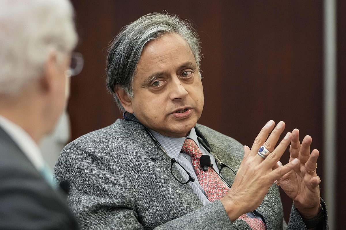 ಕೇರಳ ಕಾಂಗ್ರೆಸ್ ಸಭೆ: ಶಶಿ ತರೂರ್‌ ಗೈರು