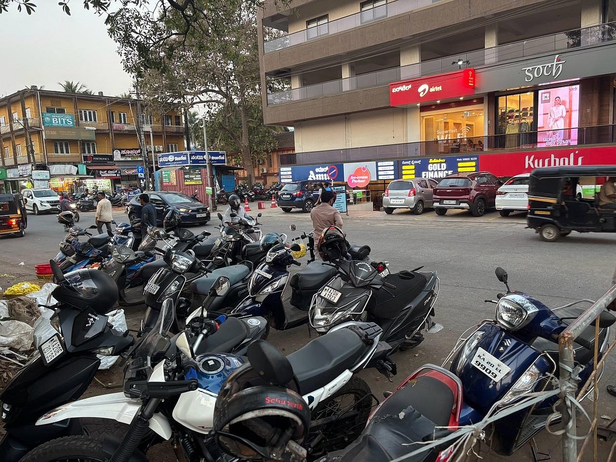 ಬಗೆಹರಿಯದ ಪಾರ್ಕಿಂಗ್‌ ಸಮಸ್ಯೆ