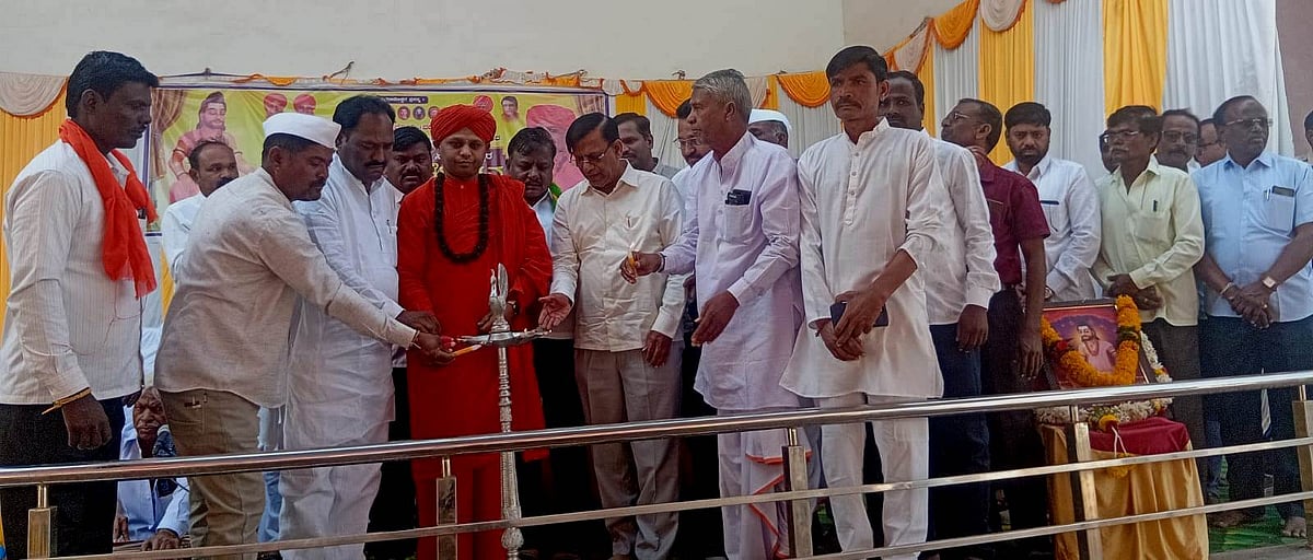 ‘ಶಿವಯೋಗಿ ಸಿದ್ಧರಾಮೇಶ್ವರರದ್ದು ಮಾದರಿ ವ್ಯಕ್ತಿತ್ವ’