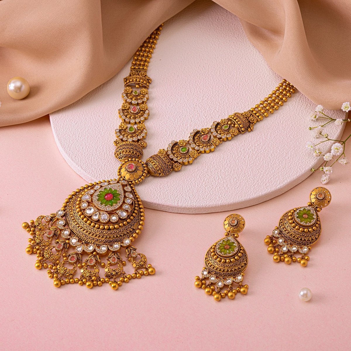 ಗೌರಿಬಿದನೂರು: 30 ಗ್ರಾಂ ಚಿನ್ನ, ಅರ್ಧ ಕೆ.ಜಿ ಬೆಳ್ಳಿ ದೋಚಿದ ಕಳ್ಳರು