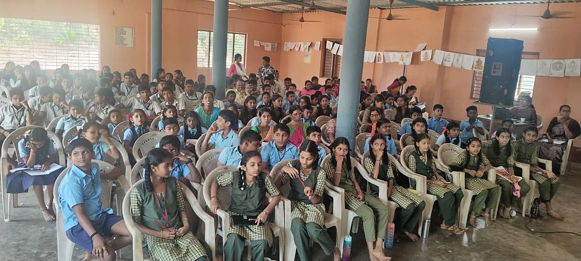 ಕಡಂದಲೆ ಶಾಲೆಗೆ ಶೌಚಾಲಯಕ್ಕೆ ಆಗ್ರಹ