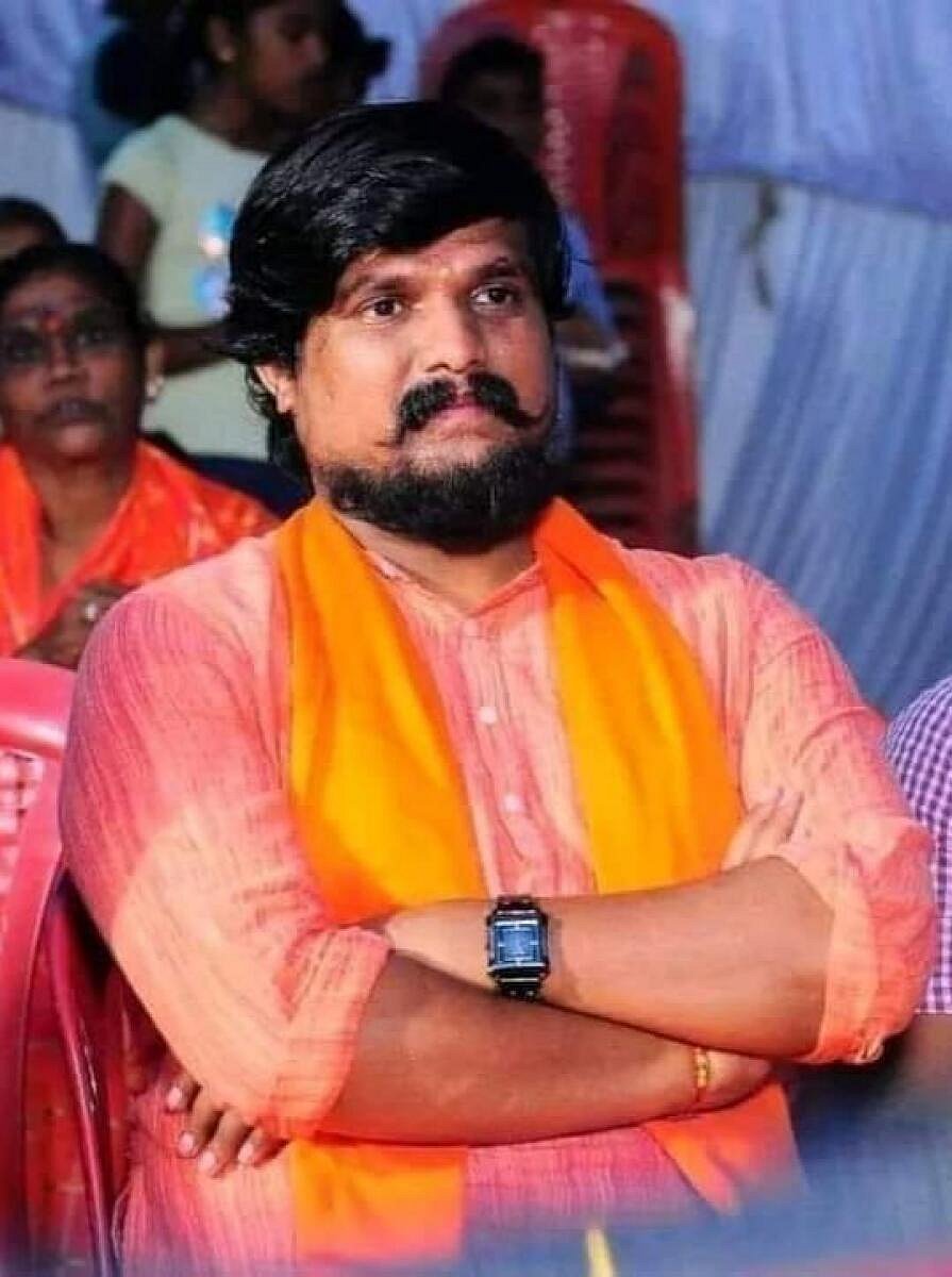 ನಿಂದನೆ ಪ್ರಕರಣ: ವಸಂತ್ ಗಿಳಿಯಾರ್, ಪುನೀತ್‌ ಕೆರೆಹಳ್ಳಿ ಸೇರಿ ಮೂವರ ವಿರುದ್ಧ FIR