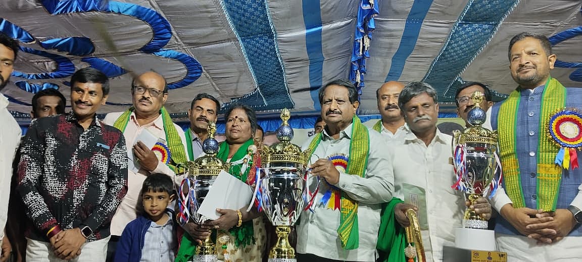 ಸೂಲಿಬೆಲೆ | ಹಾಲು ಕರೆಯುವ ಸ್ಪರ್ಧೆ: ಸತೀಶ್‌ಗೌಡ ರಾಸು ಪ್ರಥಮ 