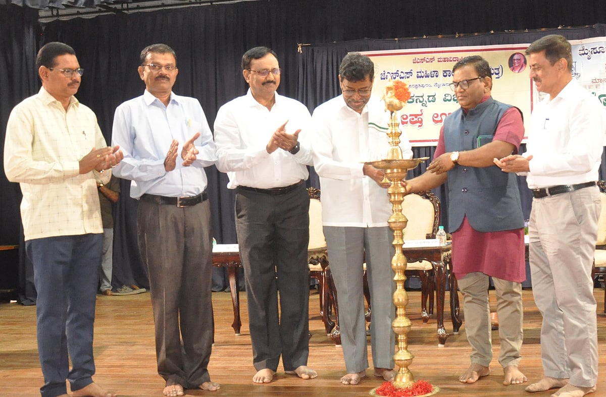 ಅನುಭಾವಿಗಳ ಅನುಸರಣೆಯೇ ನಿಜ ದರ್ಶನ: ಚಿಂತಕ ಶಂಕರ ದೇವನೂರು