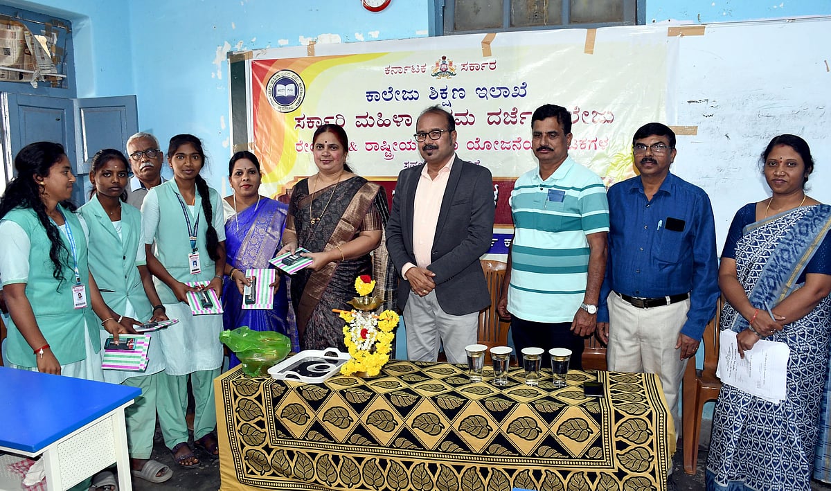 ಹೆಣ್ಣಿಗೆ ಮನೆ ಮನ ಬೆಳಗುವ ಶಕ್ತಿಯಿದೆ: ರೇಖಾ ಪ್ರೇಮ್‌ಕುಮಾರ್