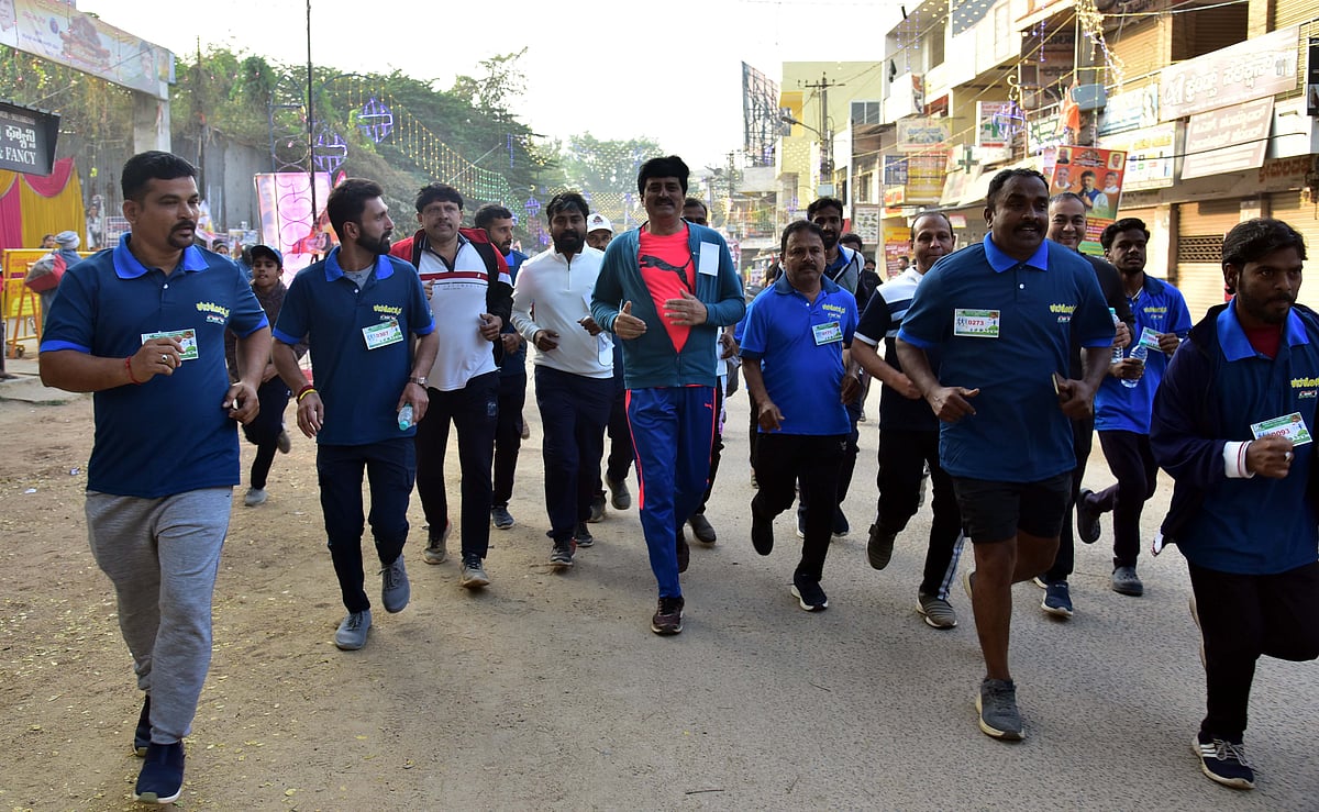 ಚನ್ನಪಟ್ಟಣ: ಅದ್ದೂರಿ ಬೊಂಬೆನಾಡ ಗಂಗೋತ್ಸವ 