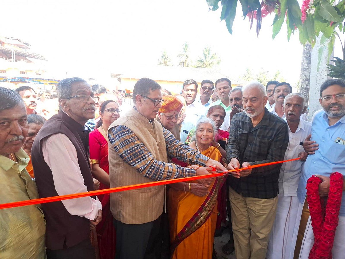 ಶಾನುಬೋಗ್ ವೆಂಕಟರಾಮಯ್ಯ ಪುತ್ಥಳಿ  ಅನಾವರಣ