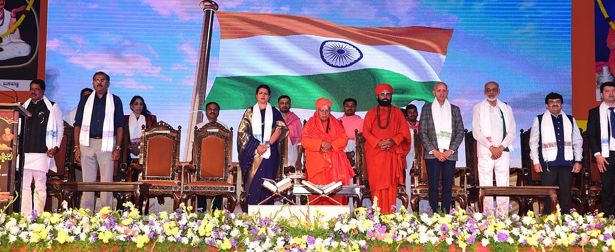 ಭದ್ರಾವತಿ| ಆಯುರ್ವೇದ ಎಲ್ಲ ವೈದ್ಯ ಪದ್ಧತಿಗಳ ತಾಯಿ: ಡಾ.ಕಜೆ