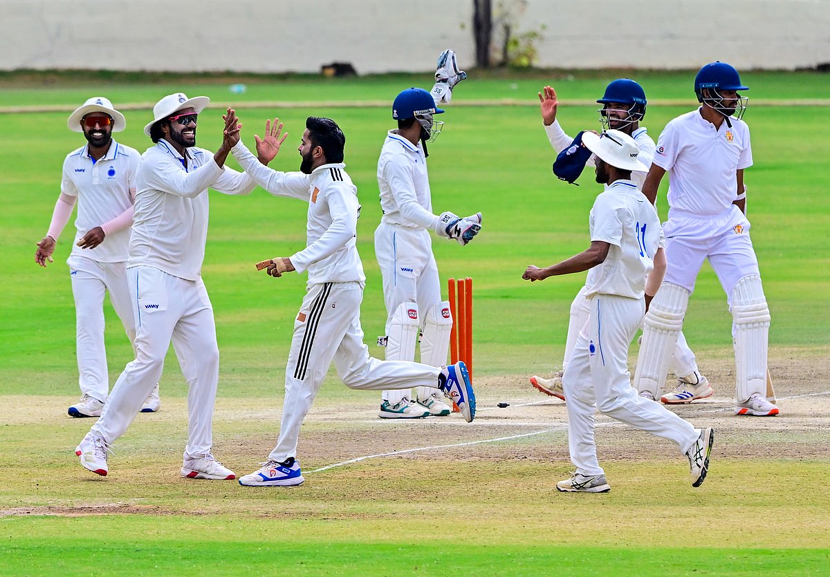 ರಣಜಿ ಟ್ರೋಫಿ: ಮಧ್ಯಪ್ರದೇಶಕ್ಕೆ ಮಣಿದ ಮಯಂಕ್ ಪಡೆ