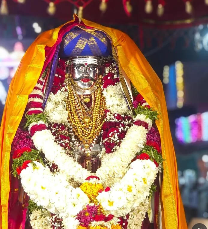 ವೀರಭದ್ರೇಶ್ವರ ಮೂರ್ತಿ