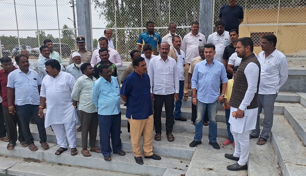 ಹೊಸಕೋಟೆ| ಕೇಂದ್ರ ಸರ್ಕಾರದಿಂದ ಮನರೇಗಾ ಯೋಜನೆ ಕಗ್ಗೊಲೆ: ಶಾಸಕ ಶರತ್ ಬಚ್ಚೇಗೌಡ