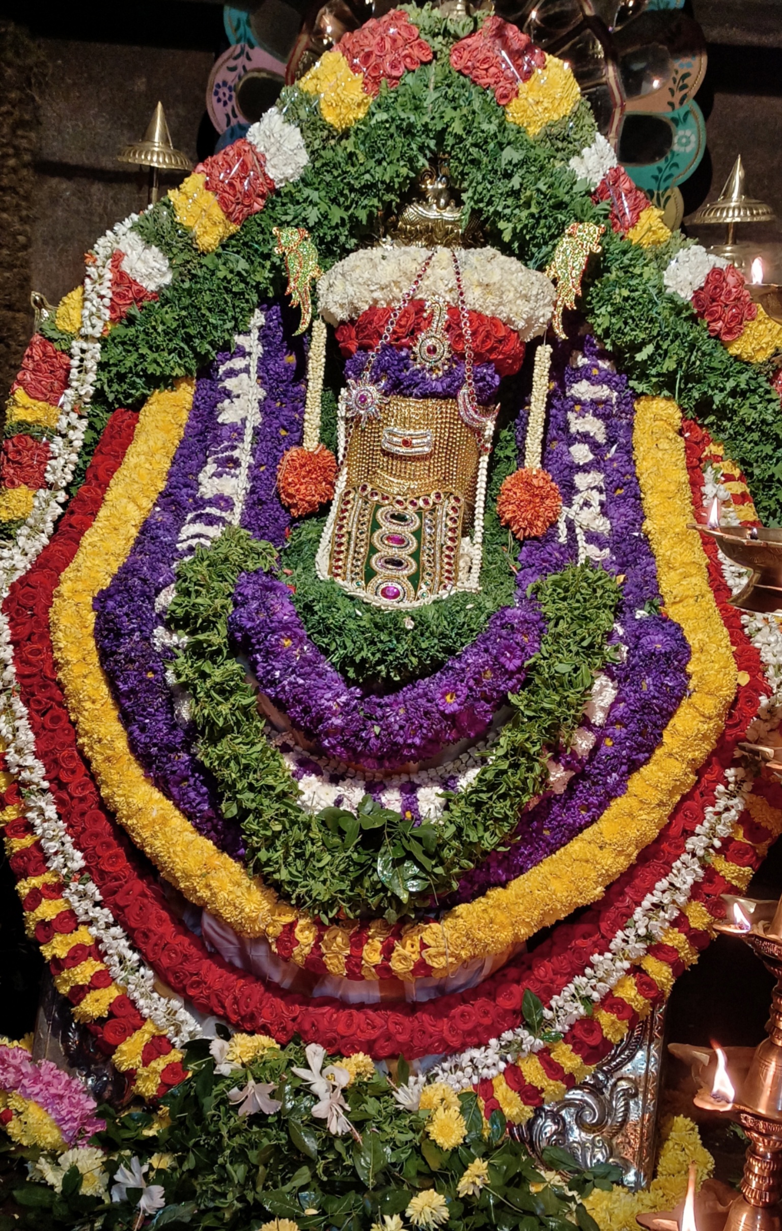 ಬ್ರಹ್ಮ ರಥೋತ್ಸವ ಪ್ರಯುಕ್ತ ದೇವರಿಗೆ ವಿಶೇಷ ಅಲಂಕಾರ ಮಾಡಲಾಗಿತ್ತು