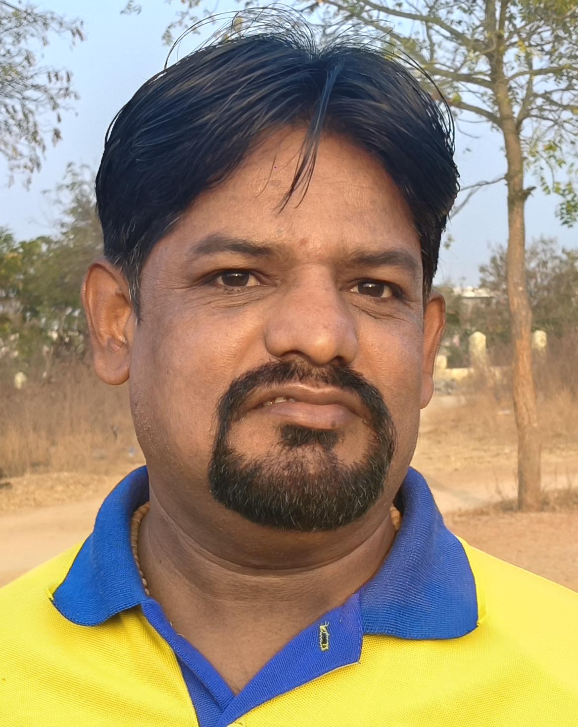 - ಪಿ.ವೆಂಕಟೇಶ್ ಜವಳಿವರ್ತಕ ಹಗರಿಬೊಮ್ಮನಹಳ್ಳಿ.