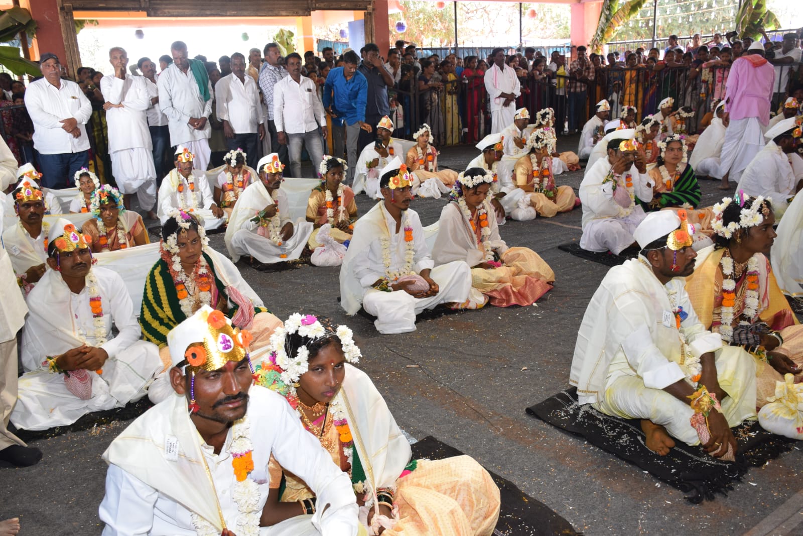 ಸಾಮೂಹಿಕ ವಿವಾಹ ಮಹೋತ್ಸವದಲ್ಲಿ ದಾಂಪತ್ಯಕ್ಕೆ ಕಾಲಿಟ್ಟ ಜೋಡಿಗಳು