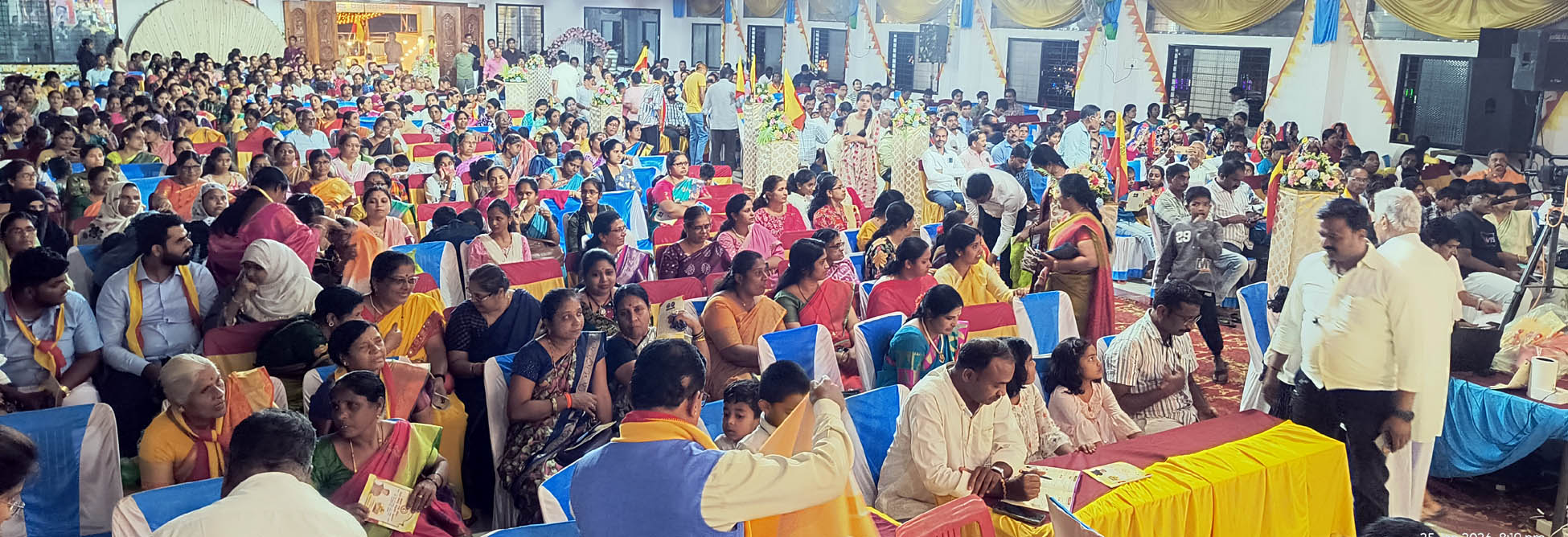 ಸವಣೂರ ಪಟ್ಟಣದ ಚನ್ನಬಸವೇಶ್ವರ ಮಂಗಲ ಭವನದಲ್ಲಿ ಭಾನುವಾರ ಏರ್ಪಡಿಸಿದ್ದ ಹಾವೇರಿ ಜಿಲ್ಲೆಯ 15ನೇ ಕನ್ನಡ ಸಾಹಿತ್ಯ ಸಮ್ಮೇಳನ ಸಮಾರೋಪ ಸಮಾರಂಭದಲ್ಲಿ ಪಾಲ್ಗೊಂಡ ಸಾಹಿತ್ಯಾಭಿಮಾನಿಗಳು