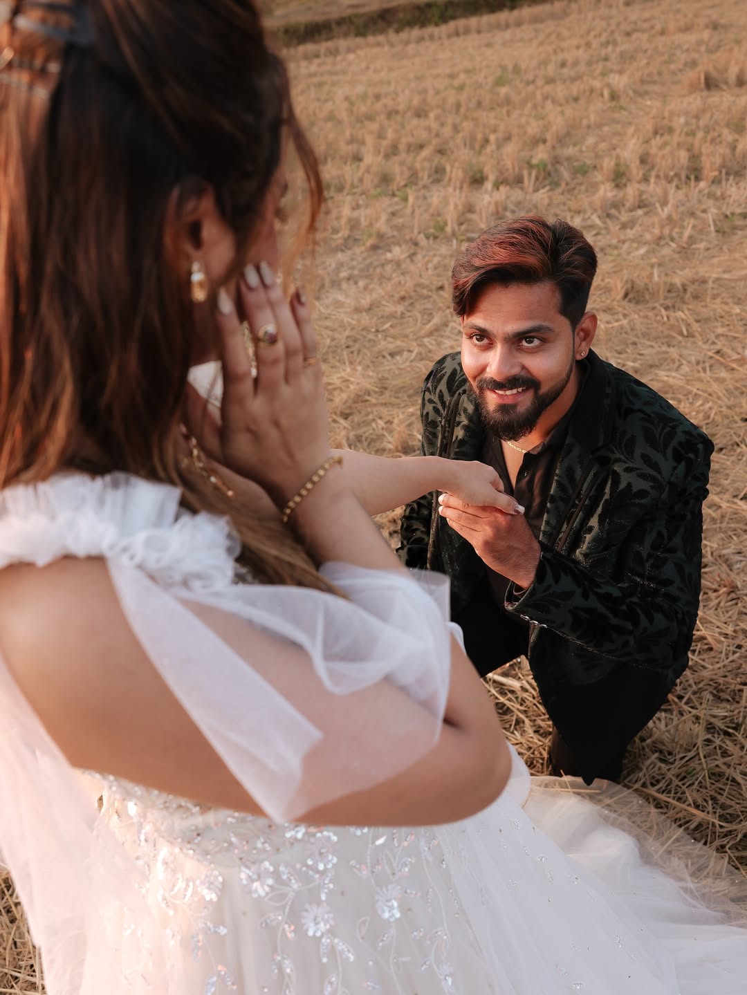 ನಟಿ ತೇಜಸ್ವಿನಿ, ನಟ ವಿರಾಟ್​