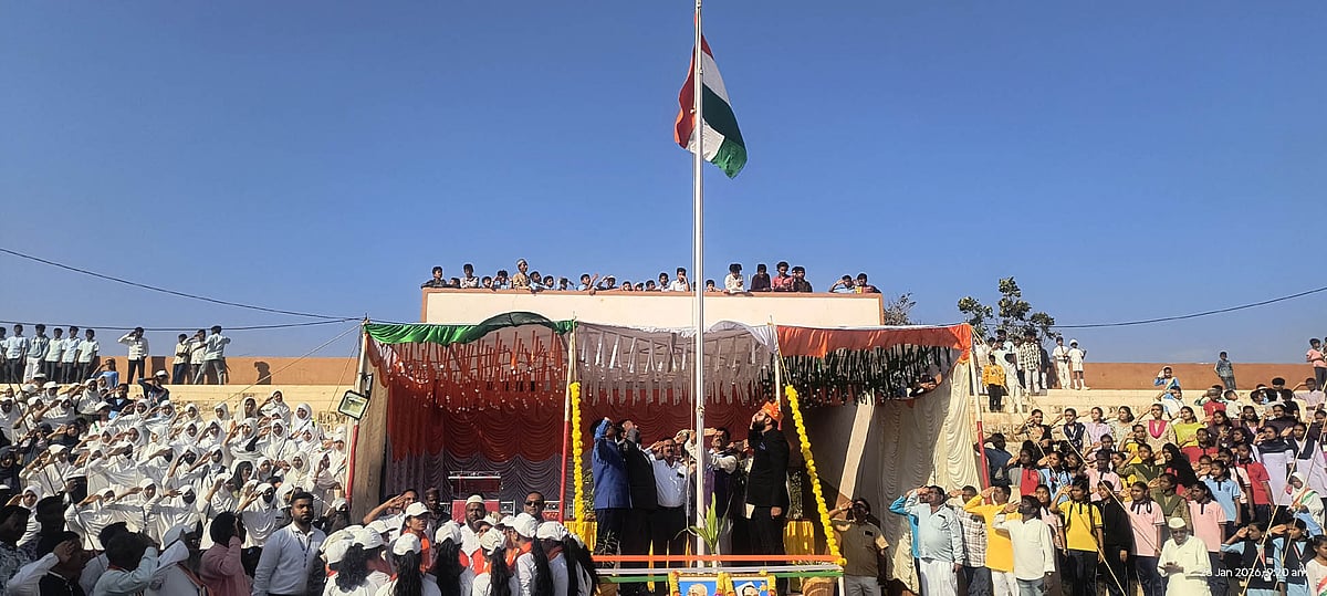 ಸವಣೂರು | ಸಂವಿಧಾನ, ಸ್ವಾತಂತ್ರ್ಯ, ವೈವಿಧ್ಯತೆ ನೆನಪಿಸುವ ಉತ್ಸವ–ಶುಭಂ ಶುಕ್ಲಾ