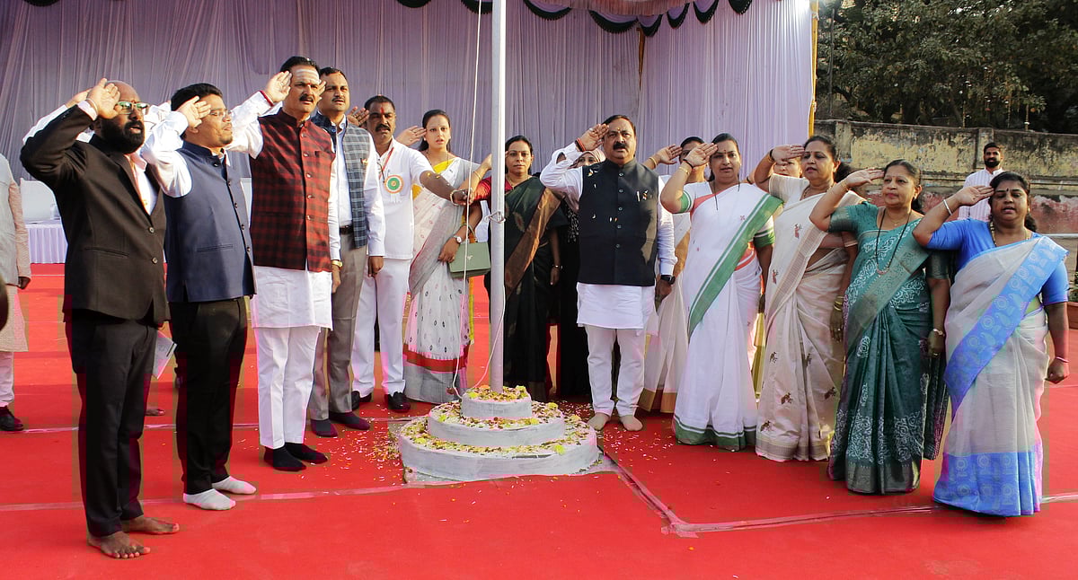 ಹುಬ್ಬಳ್ಳಿ | ಪ್ರಜಾಪ್ರಭುತ್ವ ರಕ್ಷಣೆ ಎಲ್ಲರ ಹೊಣೆ: ತಹಶೀಲ್ದಾರ್ ಮಹೇಶ ಗಸ್ತೆ 