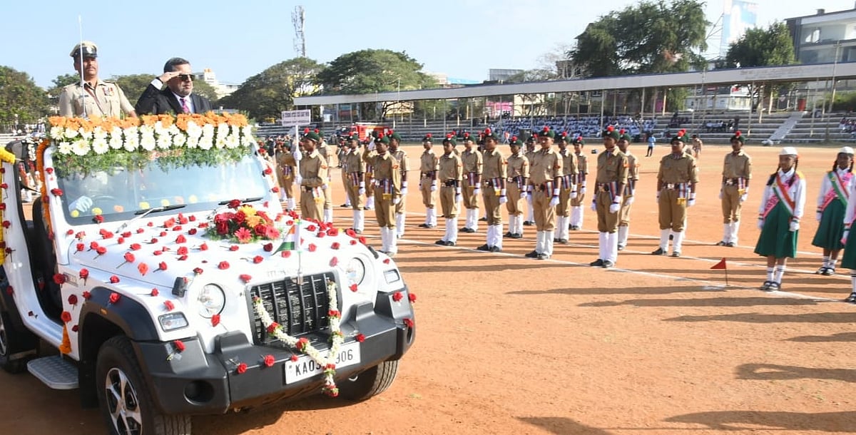 Republic Day 2026: ಧ್ವಜಾರೋಹಣ ನೆರವೇರಿಸಿದ ಸಚಿವ ಎಸ್. ಎಸ್. ಮಲ್ಲಿಕಾರ್ಜುನ್