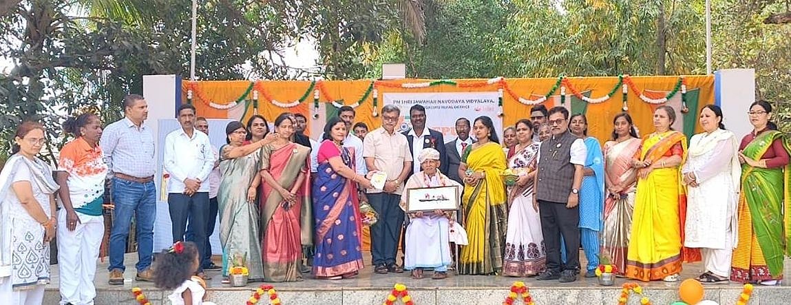 ದೇಶ ಸೇವೆ ಮಾಡಲು ಸದಾ ಮುಂದಿರ ಬೇಕು: ಗಾಂಧಿವಾದಿ ಲ.ನರಸಿಂಹಯ್ಯ