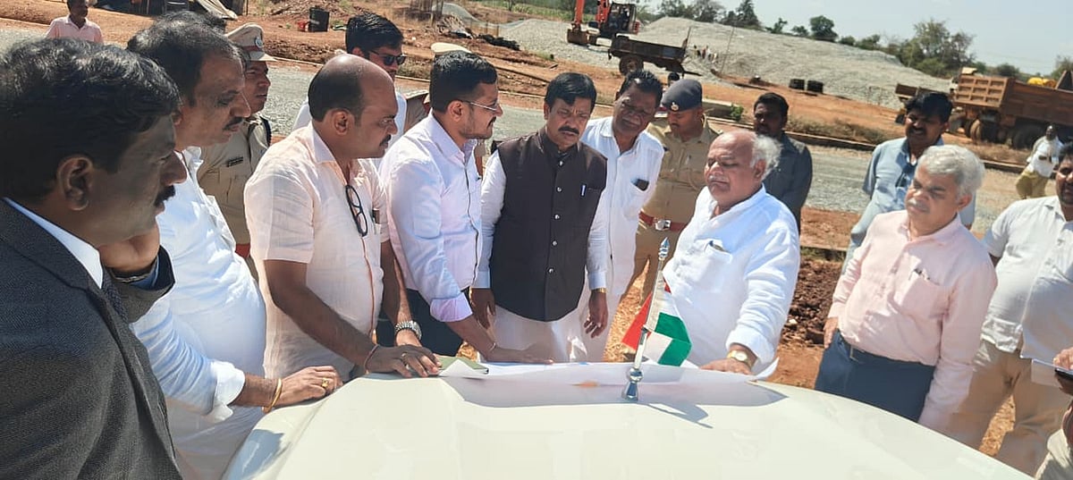 ಹಾವೇರಿ | ಮಣ್ಣು ಕಳ್ಳತನ: ಅಧಿಕಾರಿಗಳ ವಿರುದ್ಧ ಸಚಿವ ಕಿಡಿ