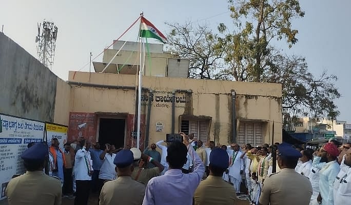 ಮುದಗಲ್ | ವಿವಿಧೆಡೆ ಗಣರಾಜ್ಯೋತ್ಸವ ಆಚರಣೆ