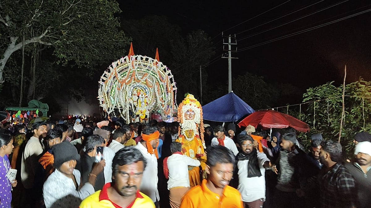 ಬೇತಮಂಗಲ | ಮೇಲುಪಲ್ಲಿ ಗಂಗಮಾಂಭ ಜಾತ್ರೆಗೆ ತೆರೆ 