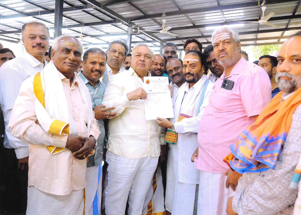 ಪೂಜಾ ವೆಚ್ಚದ ಅನುದಾನ ಹೆಚ್ಚಿಸಲು ಮನವಿ