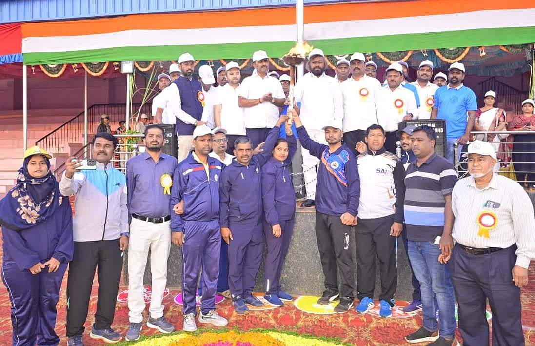 ಬೀದರ್: ಸರ್ಕಾರಿ ನೌಕರರ ಕ್ರೀಡಾಕೂಟಕ್ಕೆ ಚಾಲನೆ