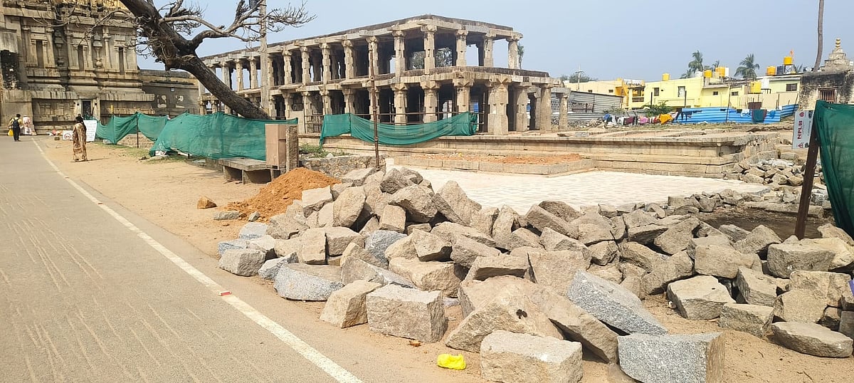 ವಿರೂಪಾಕ್ಷ ಬಜಾರ್‌: ಪ್ರಾಚೀನ ರಸ್ತೆ ಶಾಶ್ವತ ನಾಶ!