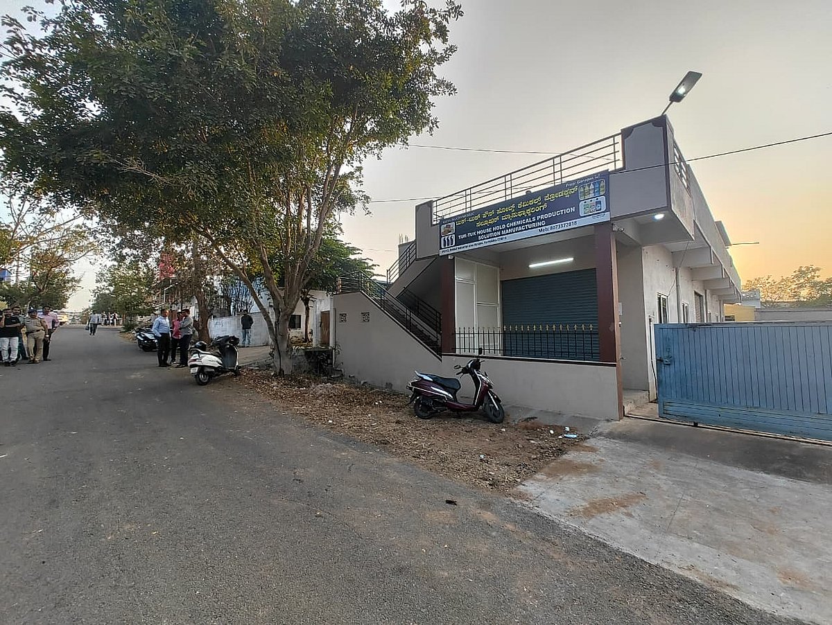 ಎಂಡಿಎಂಎ ತಯಾರಿಕೆ ಆರೋಪ: ದೆಹಲಿ ಪೊಲೀಸರಿಂದ ರಾಸಾಯನಿಕ ತಯಾರಿಕಾ ಘಟಕಕ್ಕೆ ದಾಳಿ