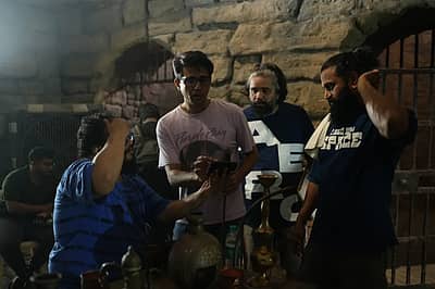 ಈ ಹಿಂದೆ ಕಾಂತಾರ ಅಧ್ಯಾಯ–1ಕ್ಕೆ ನಡೆಸಿದ ಕಾರ್ಯಾಗಾರ ಹೇಗಿತ್ತು ಎನ್ನುವ ಬಗ್ಗೆ ಫೋಟೊಗಳನ್ನು ರಿಷಬ್‌ ಹಂಚಿಕೊಂಡಿದ್ದರು. 