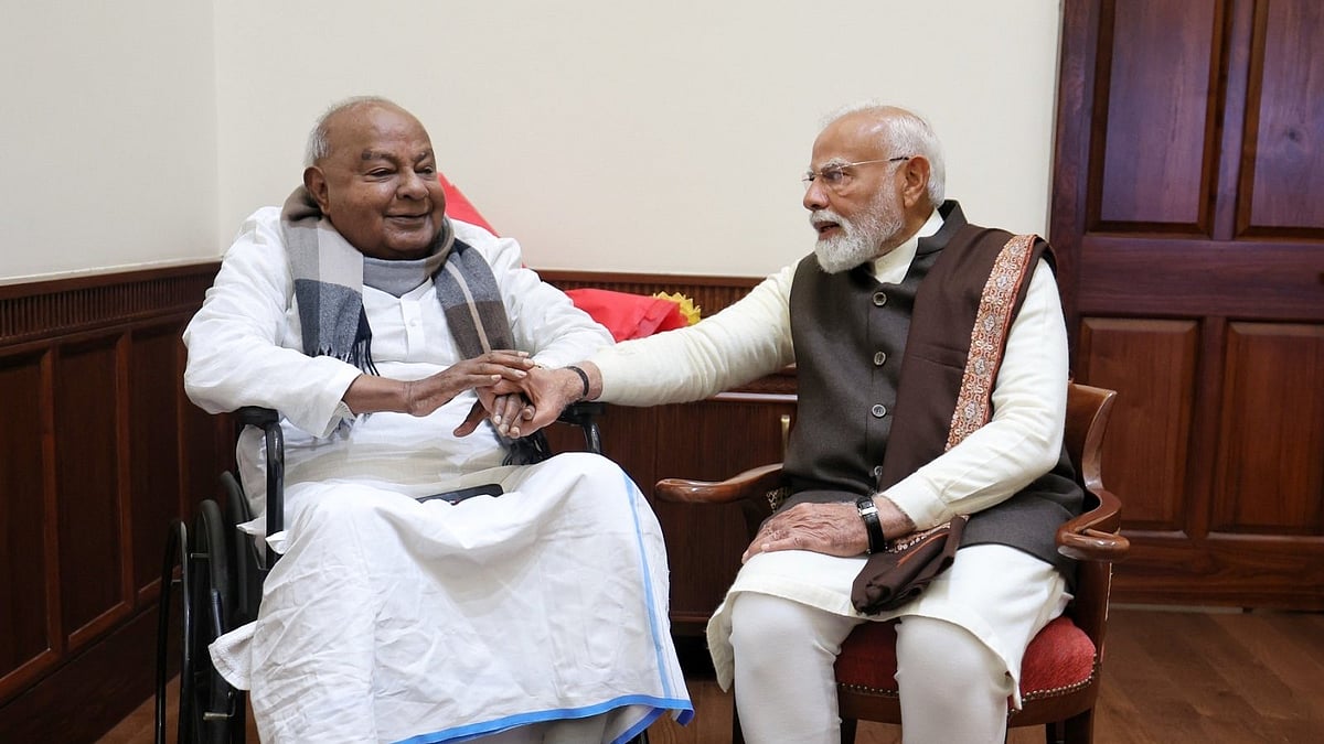 ಪ್ರಧಾನಿ ಮೋದಿ–ಎಚ್‌.ಡಿ.ದೇವೇಗೌಡ ಭೇಟಿ: ಅಭಿವೃದ್ಧಿ ಬಗ್ಗೆ ಚರ್ಚೆ 