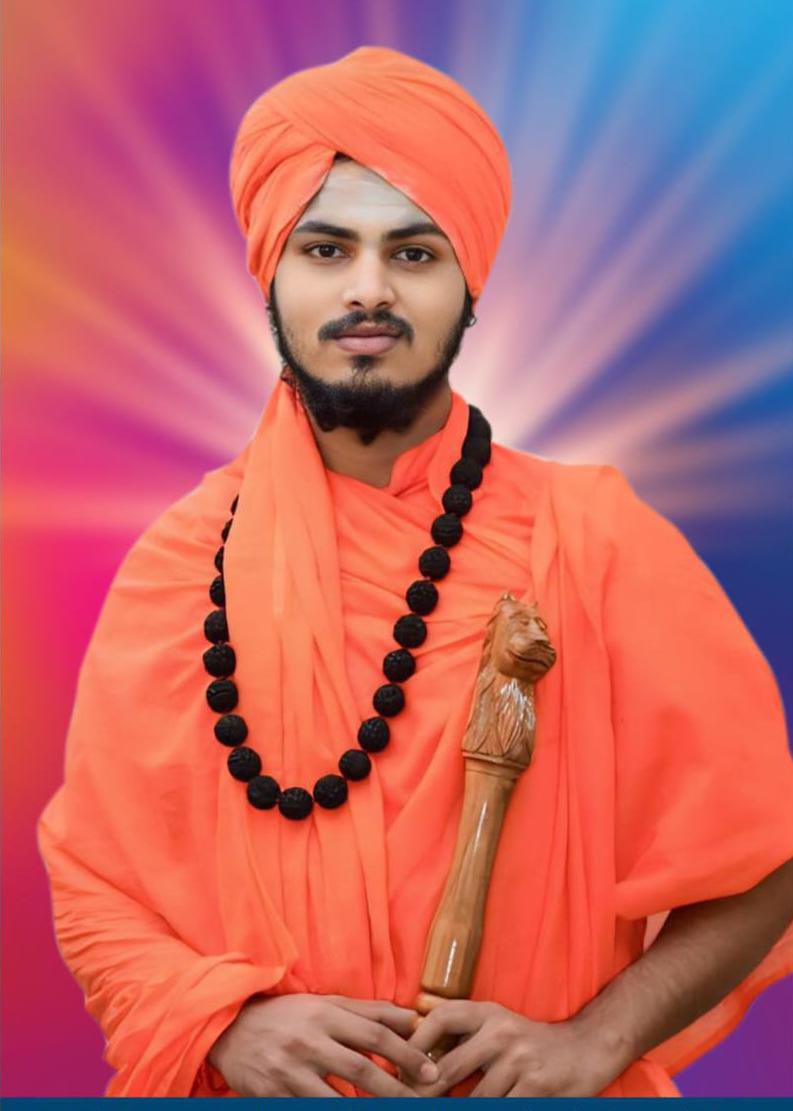 ಮರುಳಾರಾಧ್ಯ ಶಿವಾಚಾರ್ಯ ಸ್ವಾಮೀಜಿ ಮಠದ ಪೀಠಾಧಿಪತಿ 