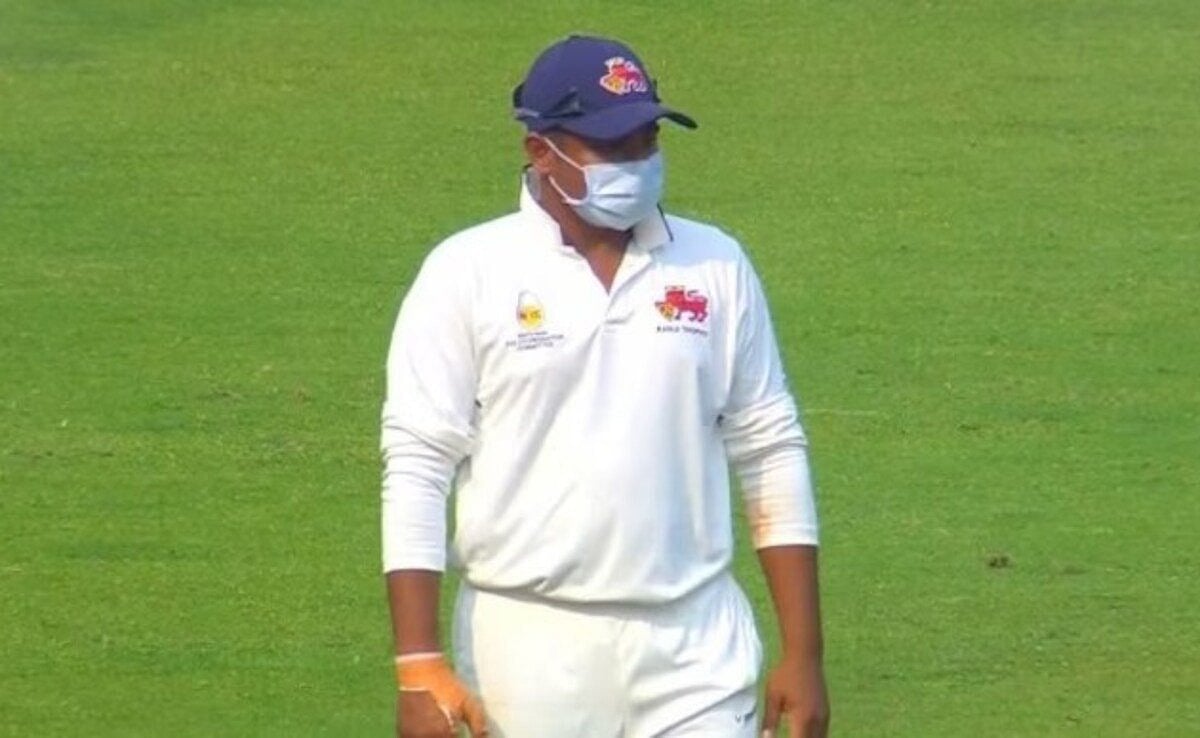 ವಾಯುಮಾಲಿನ್ಯ: ಮಾಸ್ಕ್ ಧರಿಸಿ ಆಡಿದ ಮುಂಬೈ ಆಟಗಾರರು