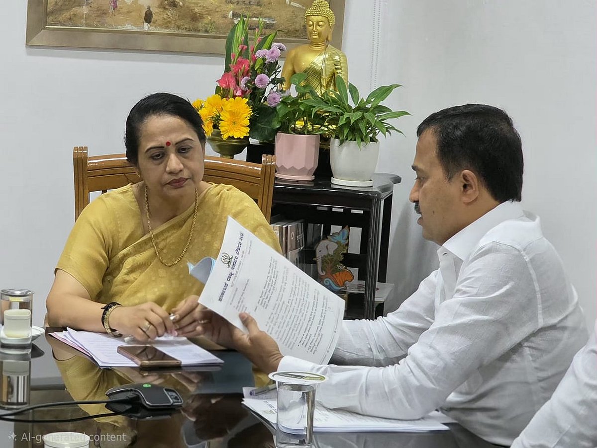 ಖಾದಿ ಬಟ್ಟೆ | ಶೀಘ್ರ ಸುತ್ತೋಲೆ; ಷಡಾಕ್ಷರಿ