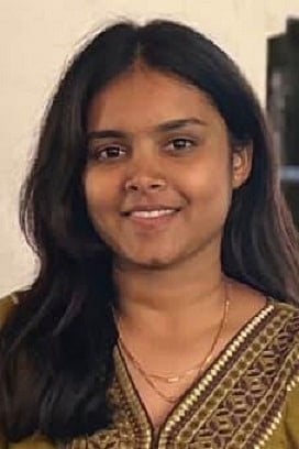 ಅಜ್ಜಿಯ ಆಸರೆಯಲ್ಲಿ ಓದಿ ಚಿನ್ನಕ್ಕೆ ಮುತ್ತಿಟ್ಟ ನಯನಾ