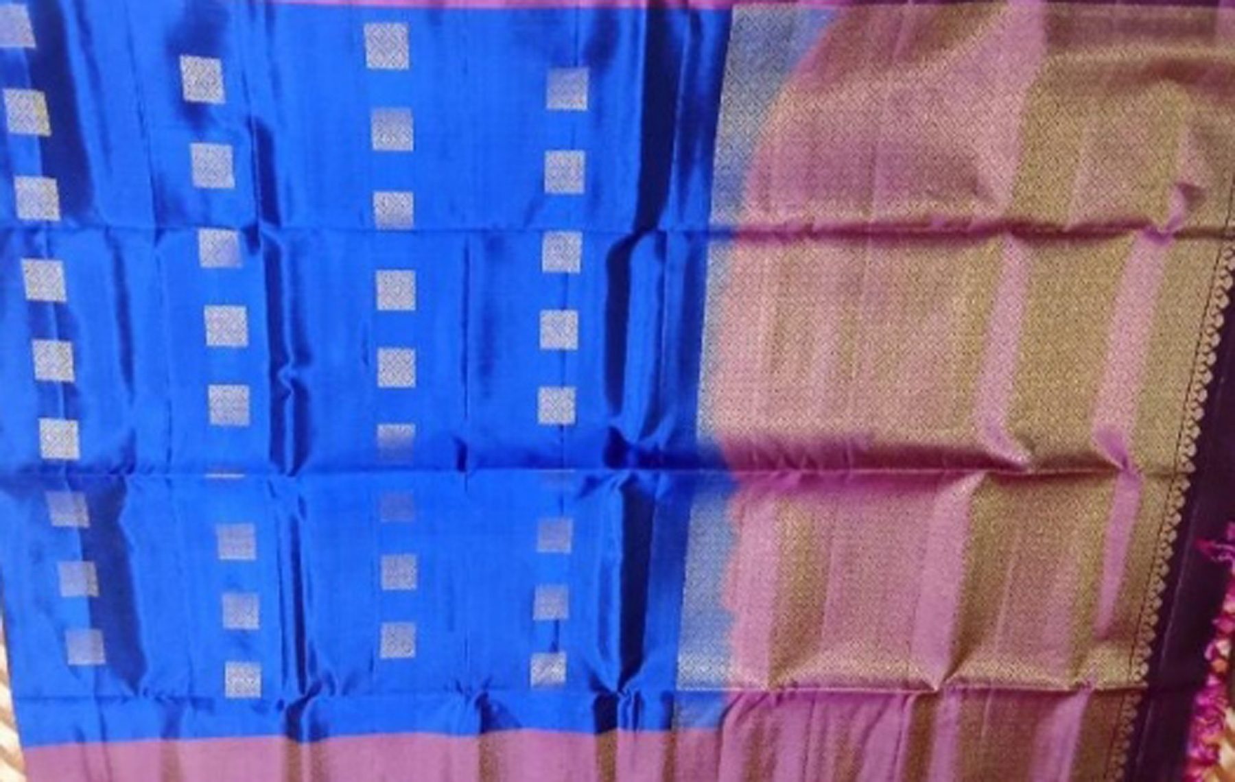 ಕೈಮಗ್ಗದಿಂದ ತಯಾರಿಸಿದ ಸೀರೆ