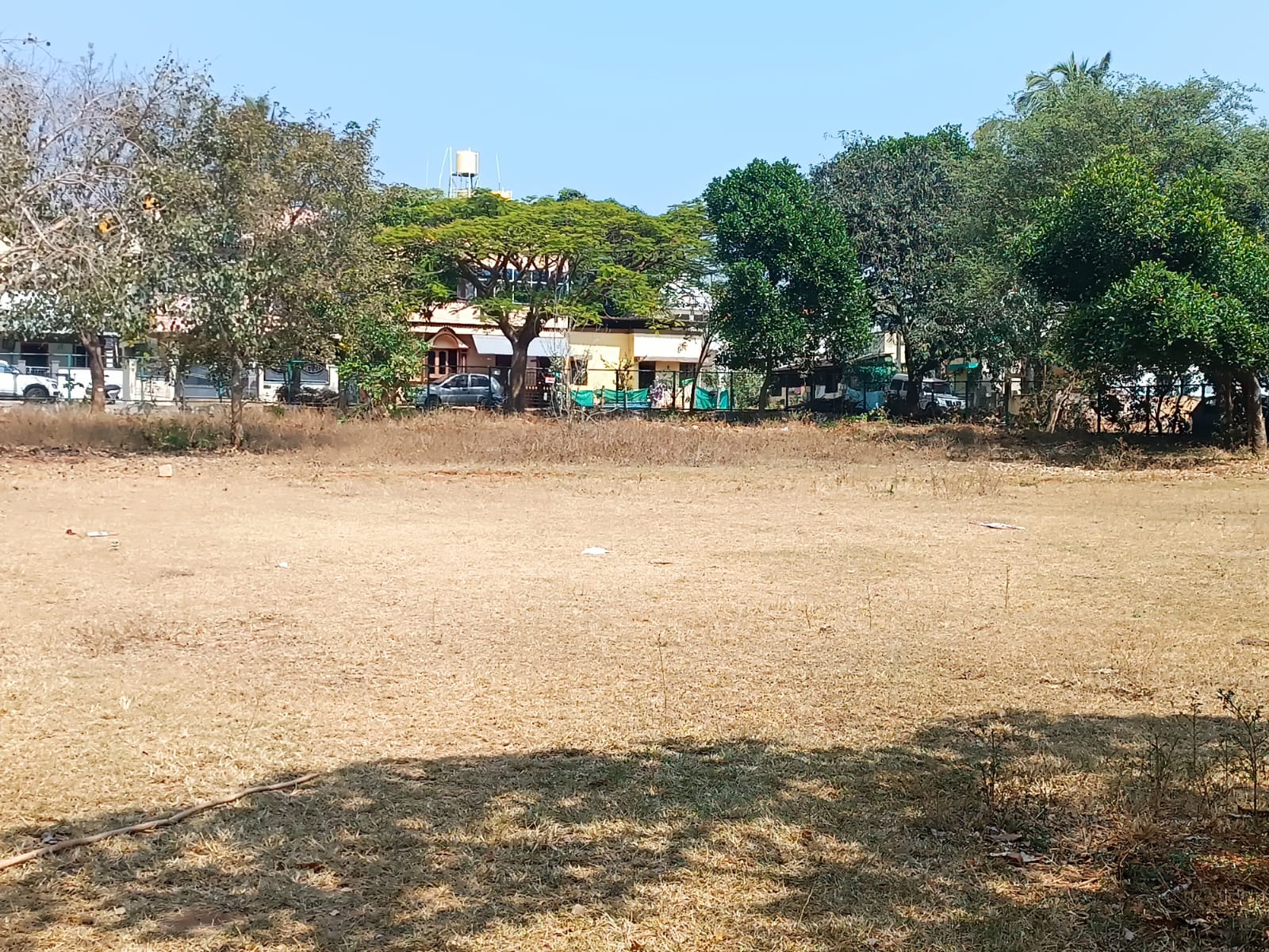 ನಿರ್ವಹಣೆ ಇಲ್ಲದೆ ಕ್ರಿಕೆಟ್‌ ಆಟದ ಮೈದಾನವಾದ ಉದ್ಯಾನ 