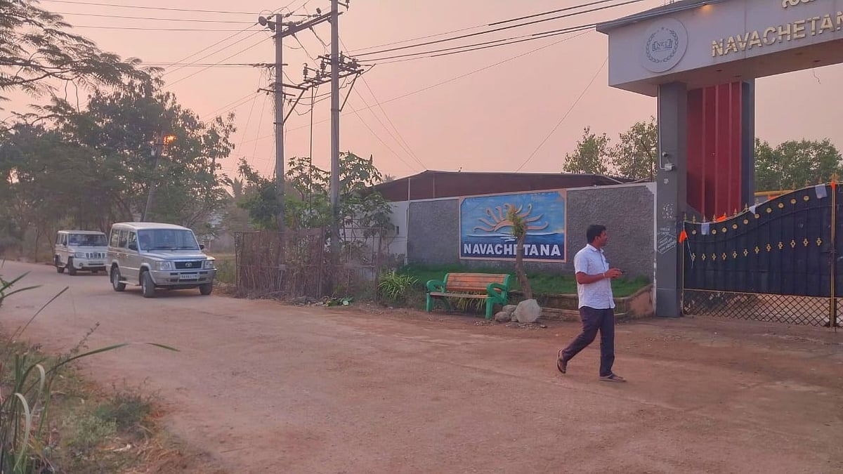 ಕೊಪ್ಪಳ ಕಿಮ್ಸ್‌ ಆಡಳಿತಾಧಿಕಾರಿ ಬಿ.‌ ಕಲ್ಲೇಶ ಮನೆ ಮೇಲೆ ಲೋಕಾಯುಕ್ತರ ದಾಳಿ