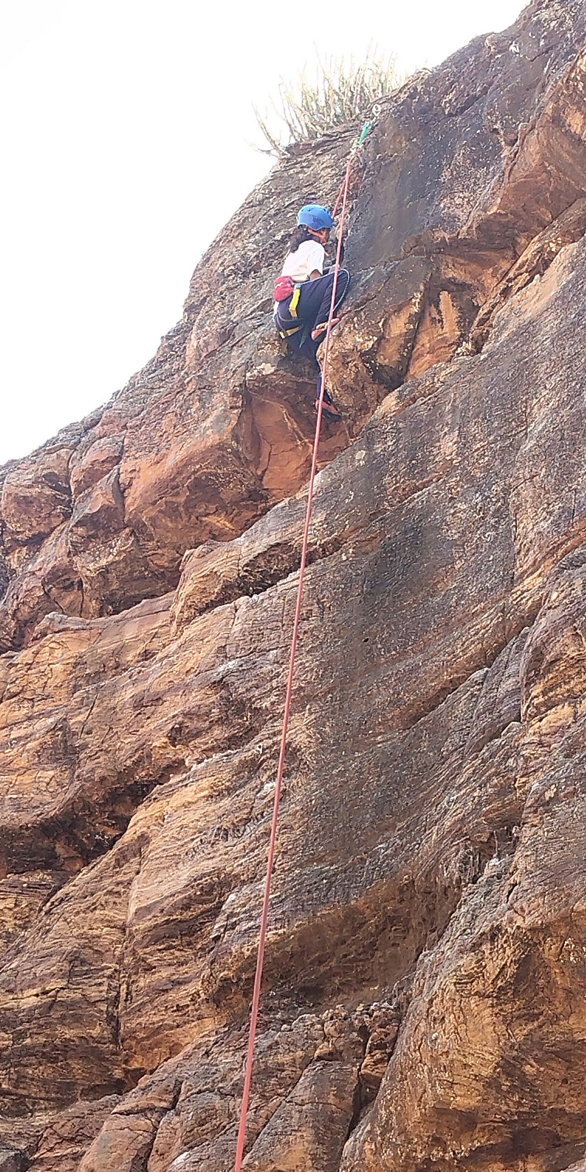 ಬಾದಾಮಿ | ಬೆಟ್ಟವೆರುವ ಜೀವಕ್ಕೆ ಬೇಕಿದೆ ಪ್ರಾಣ ರಕ್ಷಣೆ