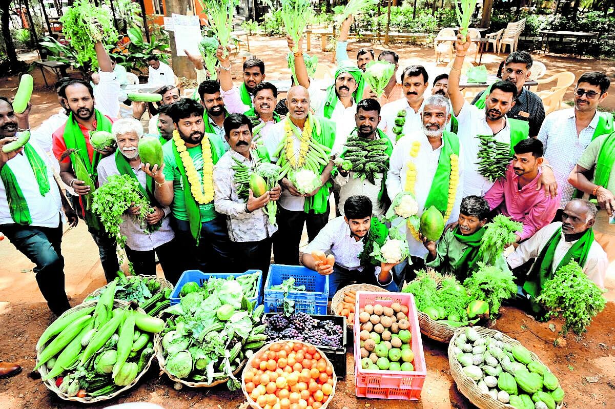 ಬೆಟ್ಟಹಲಸೂರು–ರಾಜಾನುಕುಂಟೆ ರೈಲ್ವೆ ಯೋಜನೆ: ಭೂಸ್ವಾಧೀನ ಕೈಬಿಡಲು ರೈತರ ಆಗ್ರಹ