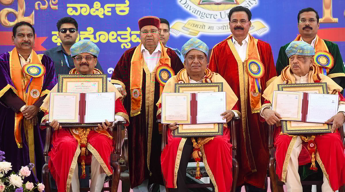 ದಾವಣಗೆರೆ: ‘ಕ್ಯಾಂಪಸ್‌ ಆಯ್ಕೆ’ಗೆ ಸೀಮಿತ ಆಗಬೇಡಿ