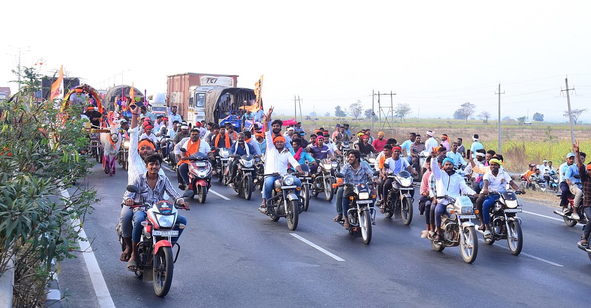 ವಿಜಯನಗರ: ಮೈಲಾರಜ್ಜನ ಜಾತ್ರೆಗೆ ಭಕ್ತರ ದಂಡು