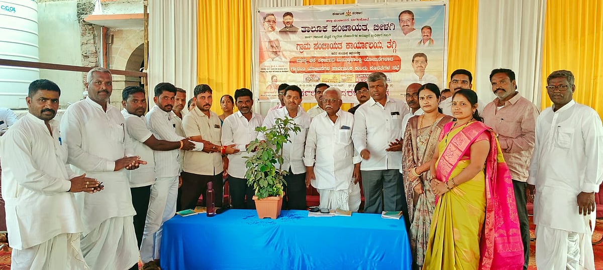 ಗ್ಯಾರಂಟಿಯಿಂದ ಬಡವರ ಆರ್ಥಿಕ ಸ್ಥಿತಿ ಸುಧಾರಣೆ: ಅಣವೀರಯ್ಯ ಪ್ಯಾಟಿಮಠ