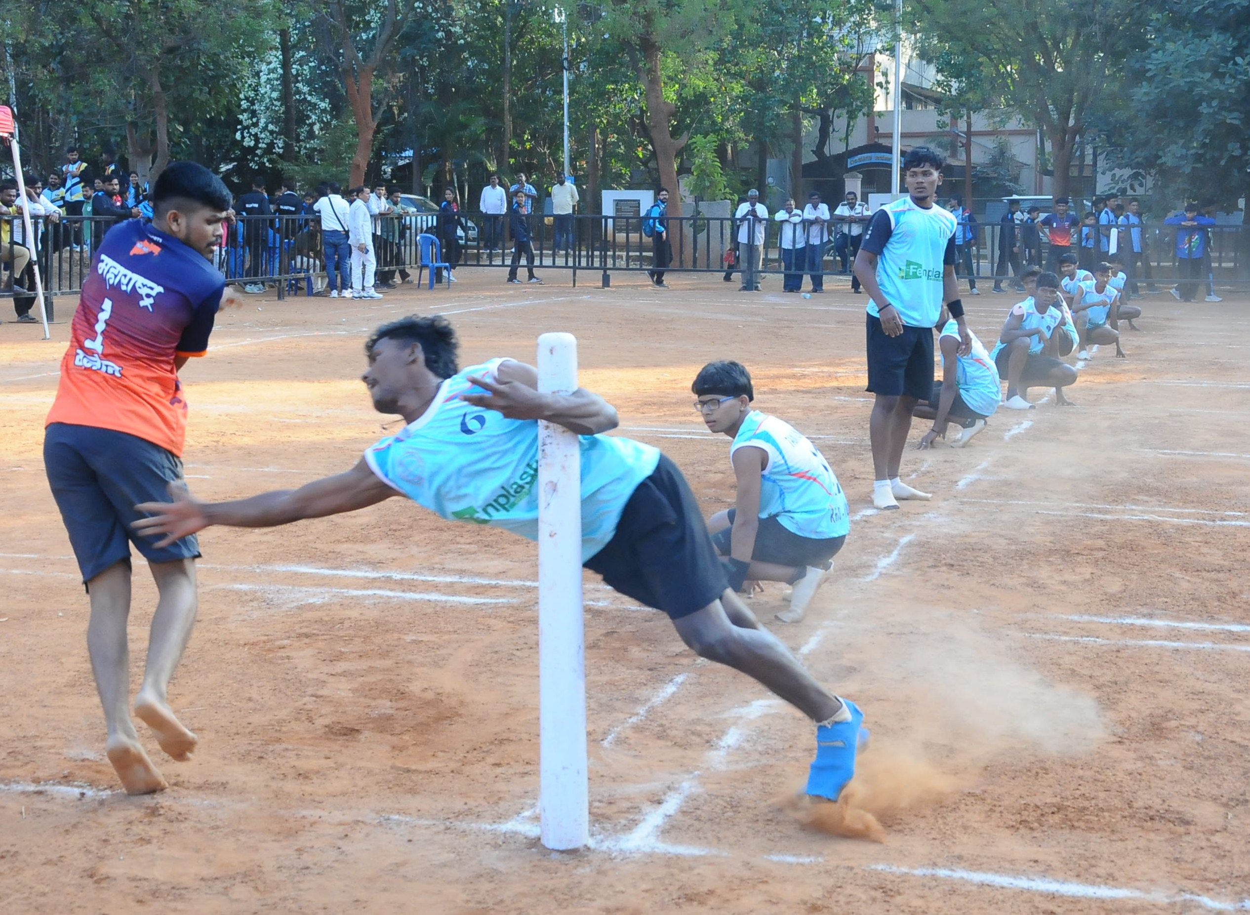 ಕೊಕ್ಕೊ ಪಂದ್ಯದಲ್ಲಿ ಆಟಗಾರ ಅಂಕ ಪಡೆಯಲು ಪ್ರಯತ್ನಿಸಿದ ಪರಿ